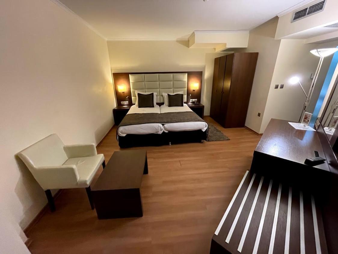 Europa Hotel Kastoria Exterior photo